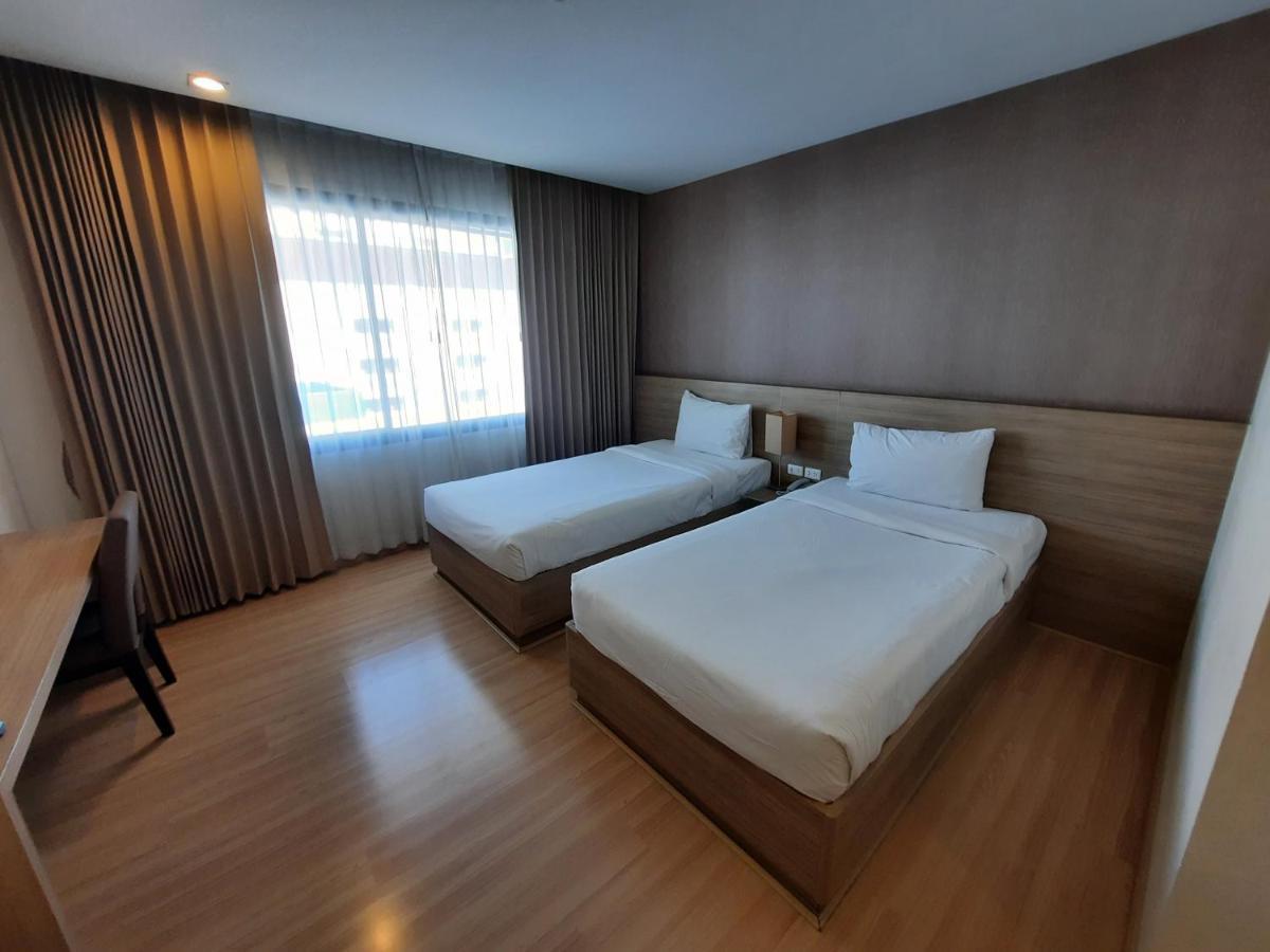 Leosor Hotel Nakhon Ratchasima Exterior photo