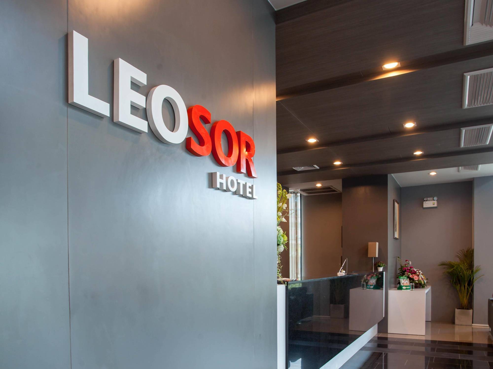 Leosor Hotel Nakhon Ratchasima Exterior photo